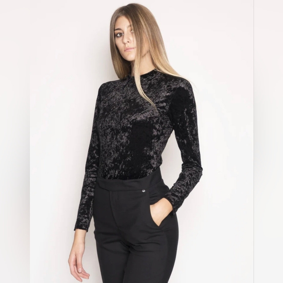 5 For $25✨Bozzolo Womens Medium Velvet Velour Black Longsleeved Soft Cropped Top - Picture 5 of 11